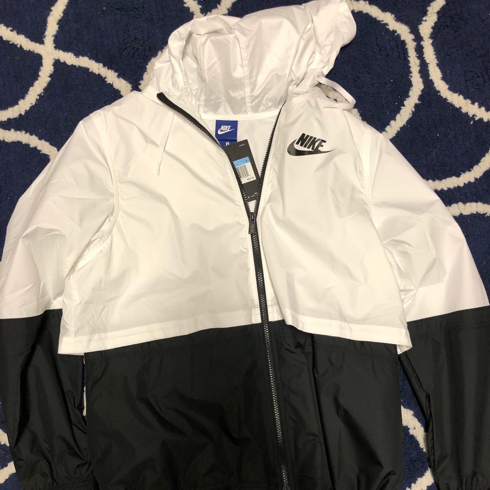 Nike windbreaker